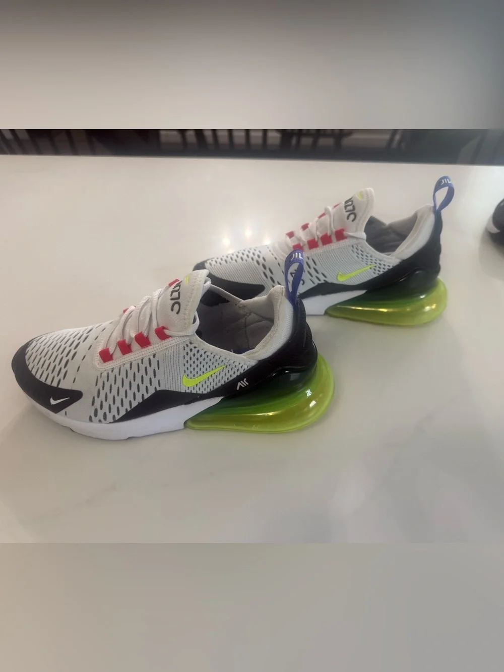 Nike Air Max 270 - White Volt Siren Red